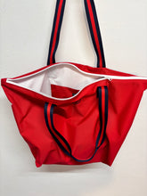 Cargar imagen en el visor de la galería, Bolsa impermeable "YACHT"