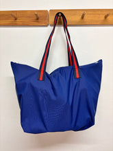 Cargar imagen en el visor de la galería, Bolsa impermeable "YACHT"