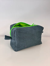 Cargar imagen en el visor de la galería, Neceser Waffle