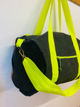 Cargar imagen en el visor de la galería, BOLSA GYM Kids (loneta)