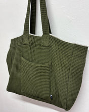 Cargar imagen en el visor de la galería, Bolso Saranella Verde Caqui + Crudo