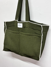 Cargar imagen en el visor de la galería, Bolso Saranella Verde Caqui + Crudo