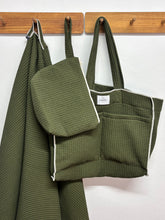 Cargar imagen en el visor de la galería, Conjunto Saranella en Caqui + Crudo