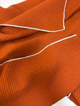 Cargar imagen en el visor de la galería, Toalla Saranella Caldera + Crudo