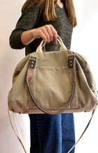 Cargar imagen en el visor de la galería, BOLSO VOYAGE "CITY" - Topo