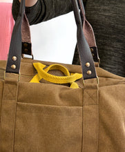 Cargar imagen en el visor de la galería, BOLSO VOYAGE "CITY" - Tabaco